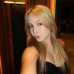 Ксюша Авдеева Из Шгш profile