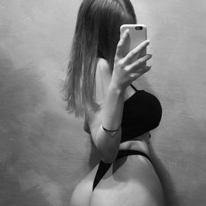 Katrlvinaa Photo #108