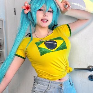 Upminaa Photo #42