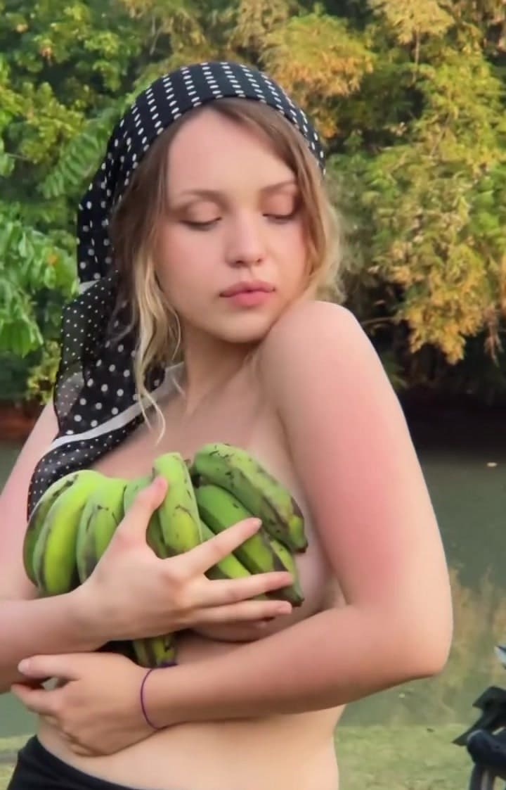 Василина Юсковец Photo #35