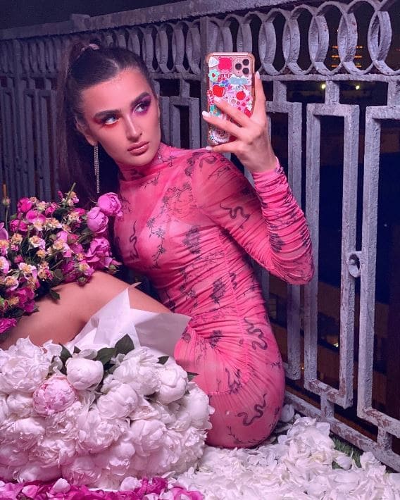 Дина Саева Photo #66