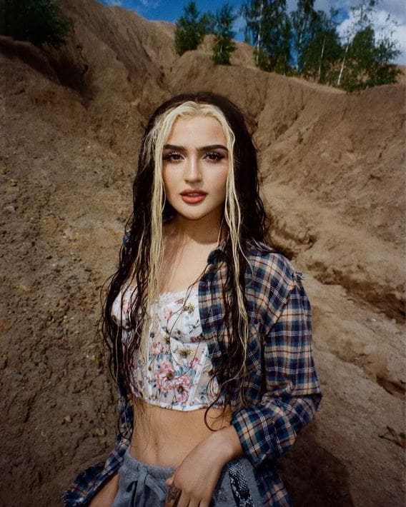 Дина Саева Photo #100