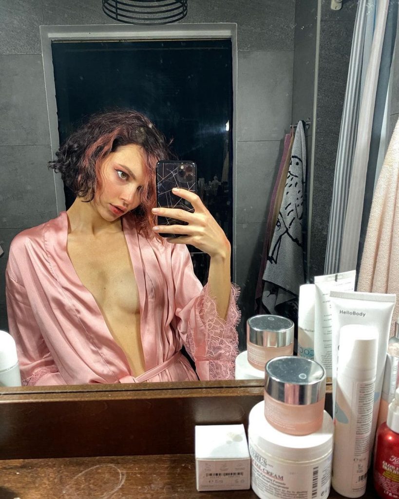 Полина Фаворская Photo #11