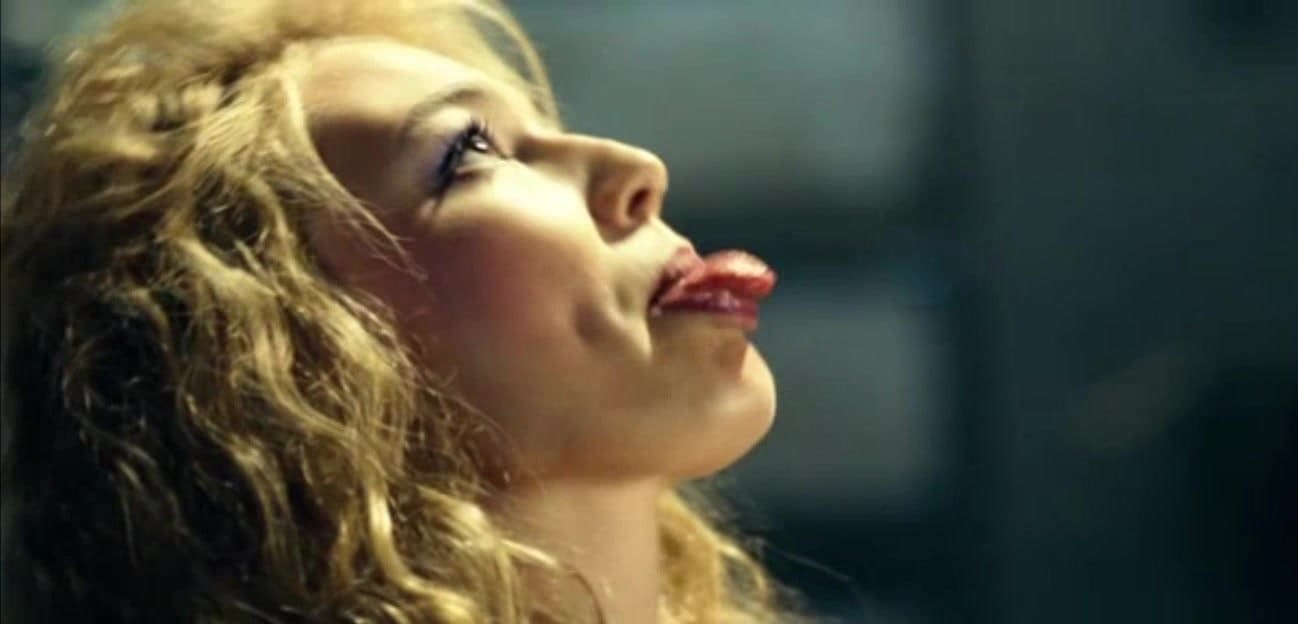 Оксана Акиньшина Photo #14