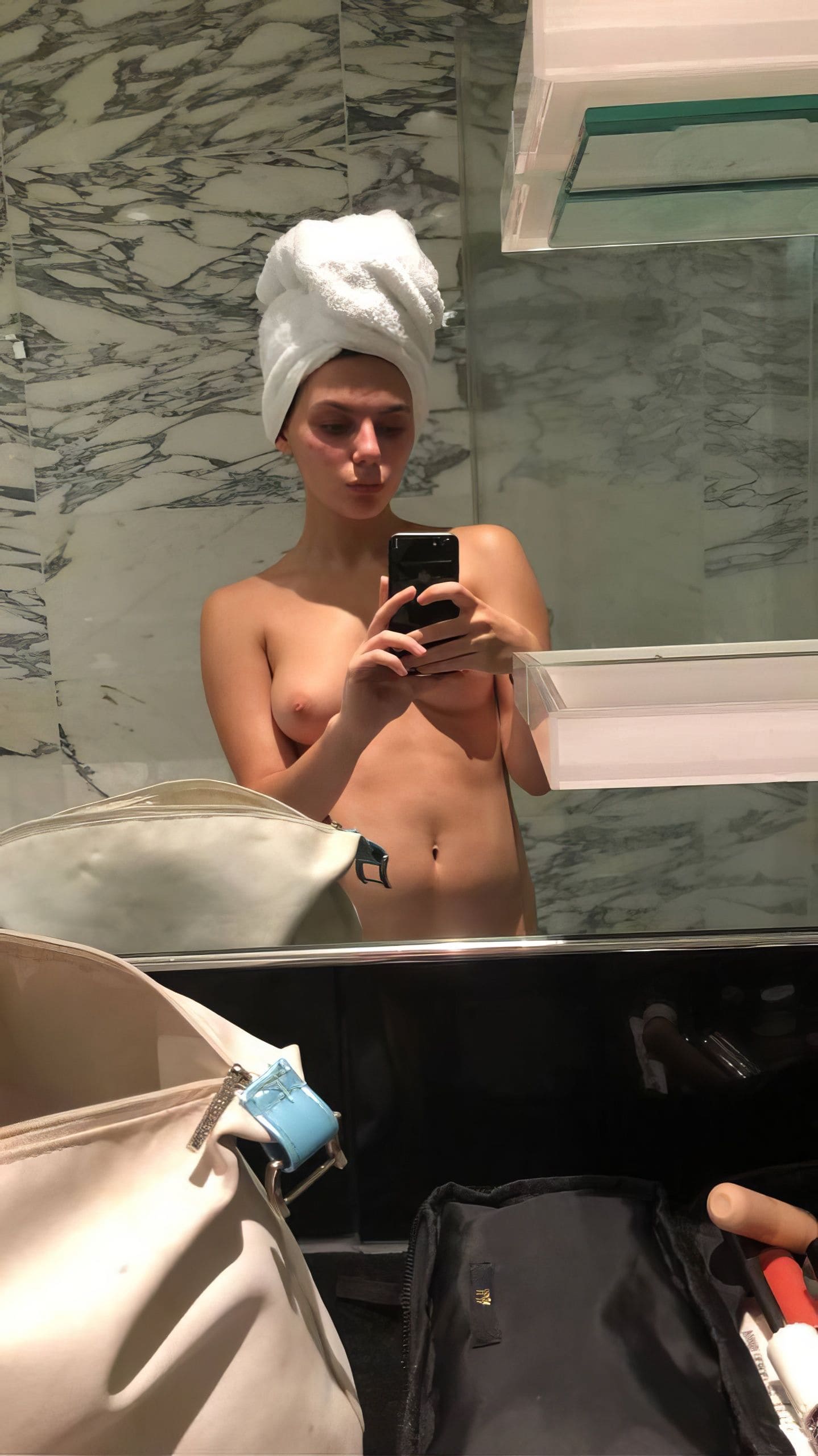 Дафни Кин Photo #12