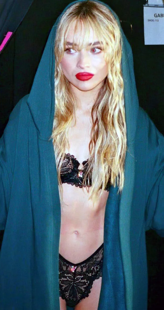 Сабрина Карпентер Photo #7