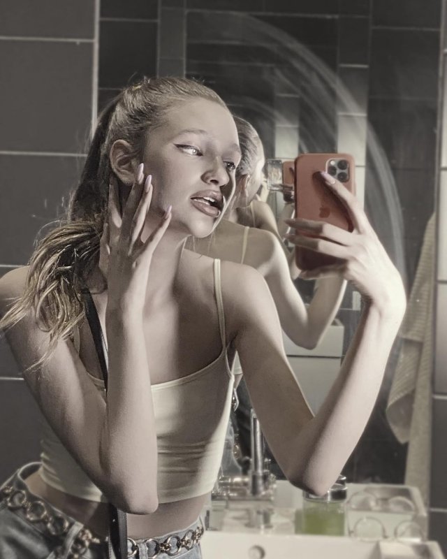 Лиза Анохина Photo #17