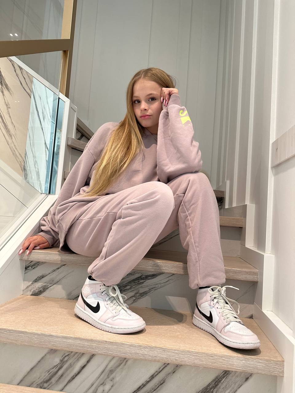 Милана Стар Photo #110
