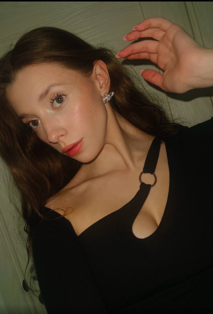 Полина Гухман Photo #17