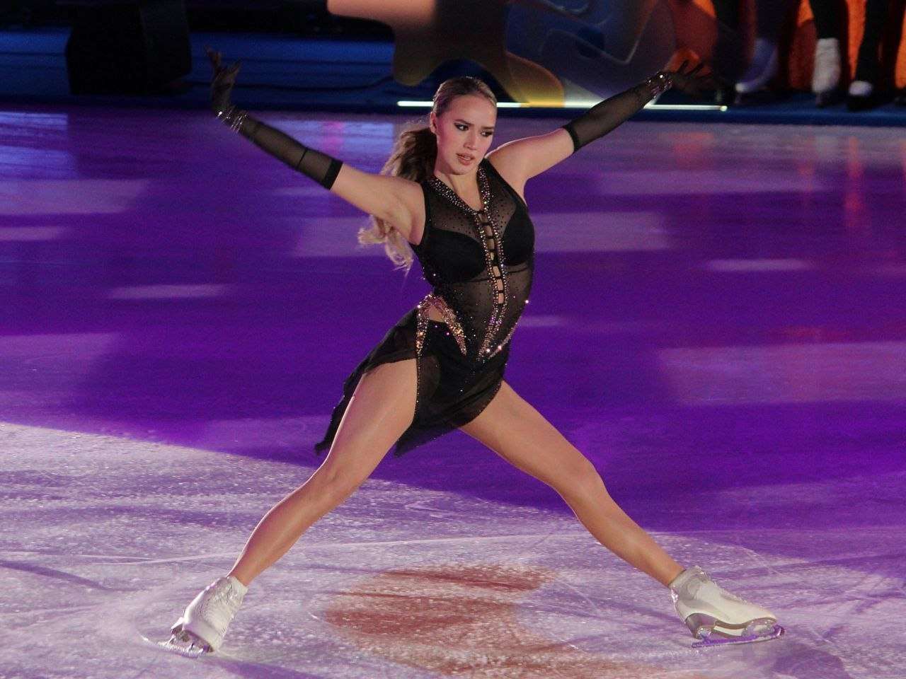 Алина Загитова Photo #34