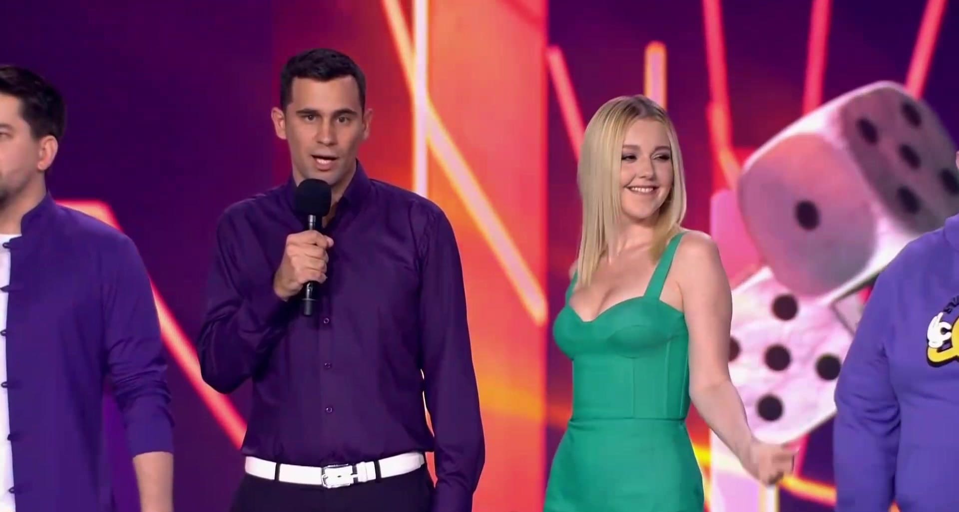 Юлианна Караулова Photo #37