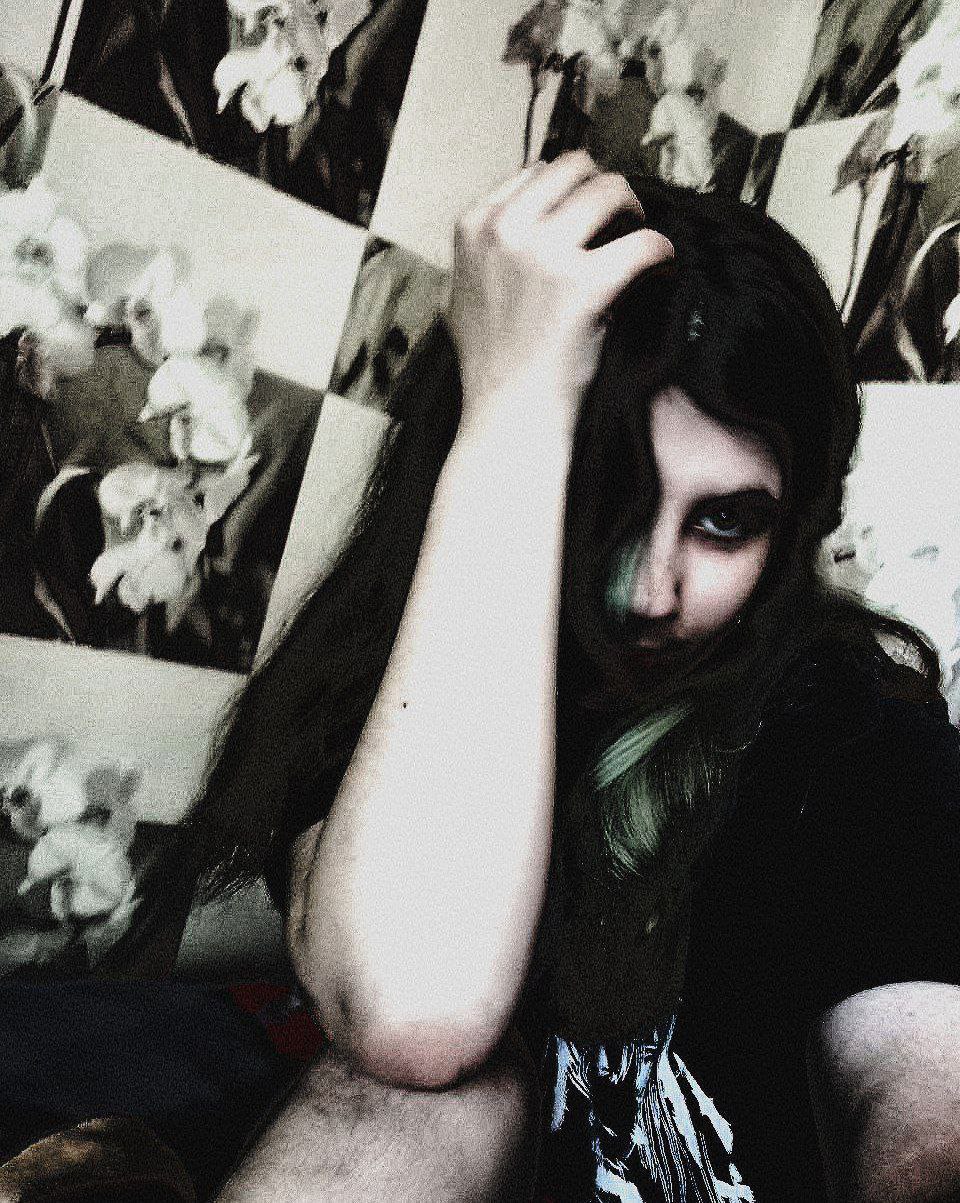 Лиза Фаркаш Photo #35