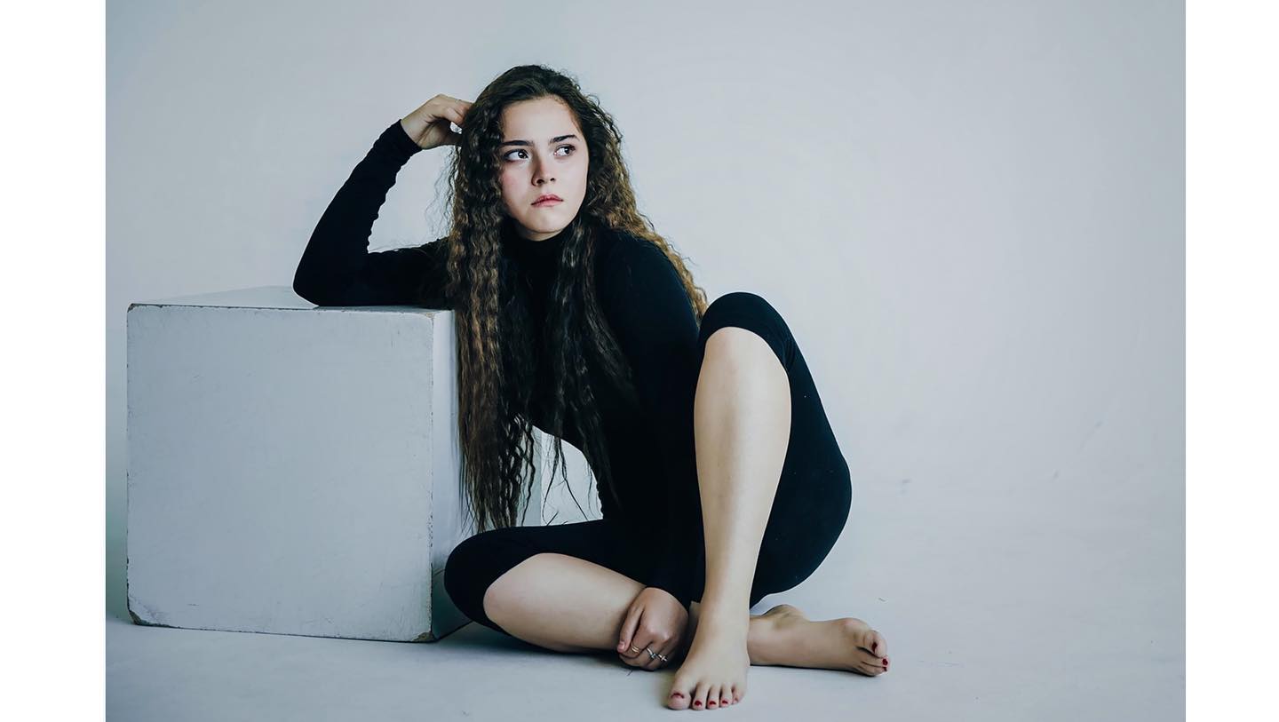 Милана Бру Photo #63