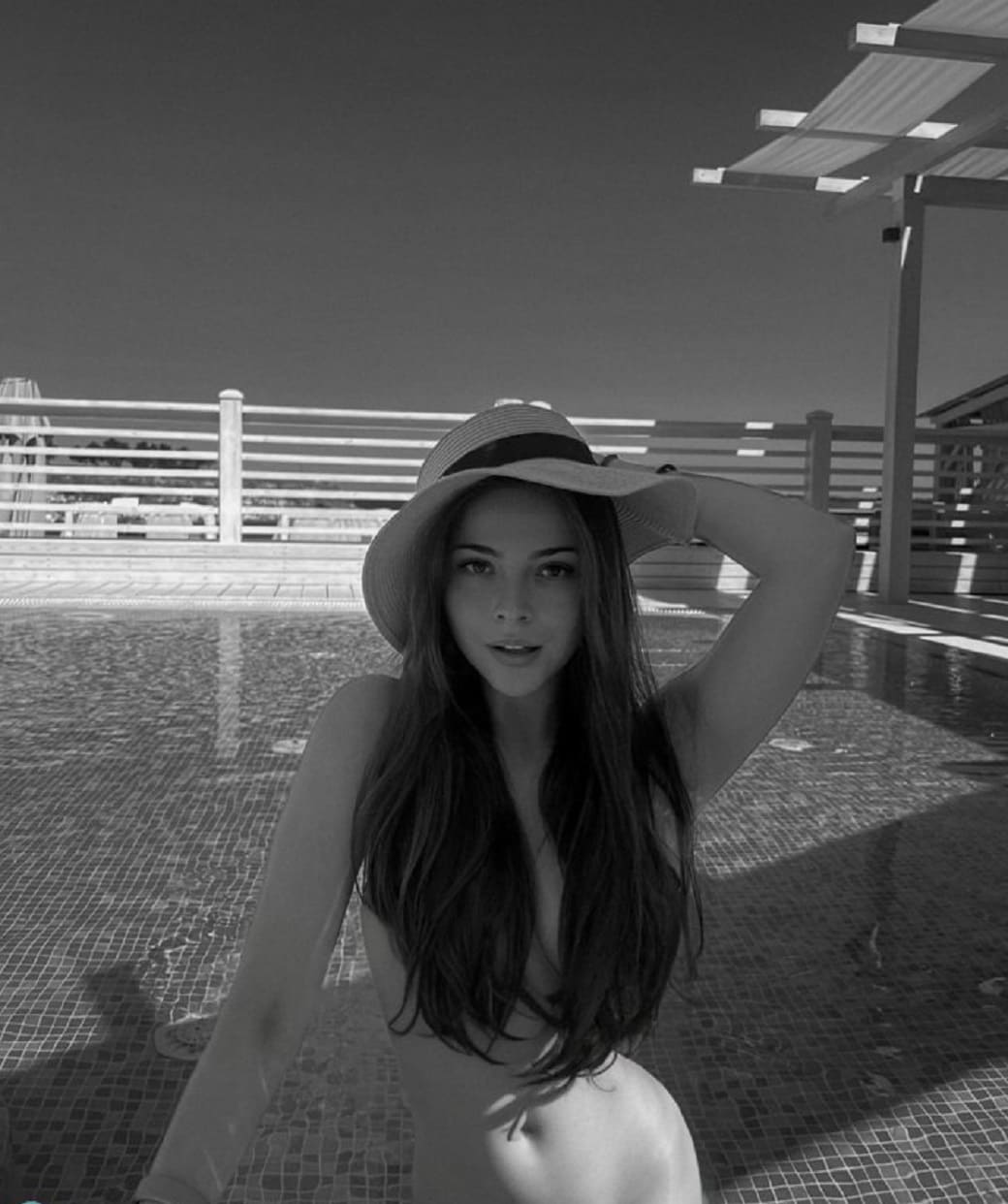 Милана Бру Photo #7