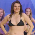 Анна Уколова